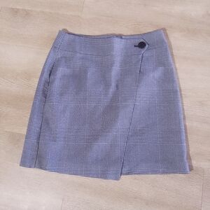 LOFT Classic Black and Gray Plaid Pencil Skirt